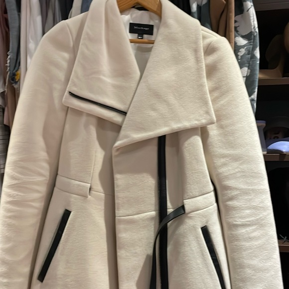 Mackage off white jacket with black leather details. Only worn a few times - Picture 3 of 7